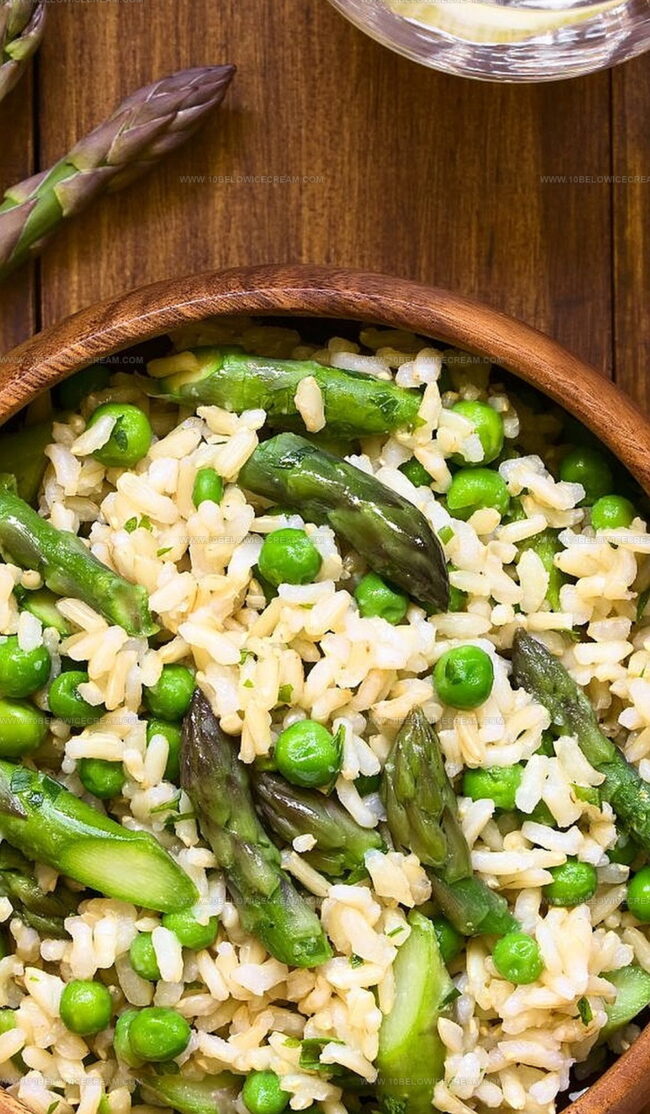 Creative Variations on Nigella Pea and Asparagus Risotto