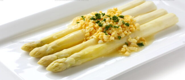Asperges A La Flamande