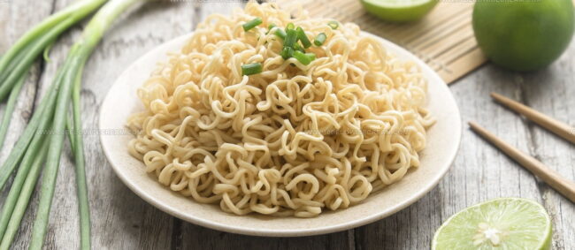 Hot Dry Noodles (Reganmian)