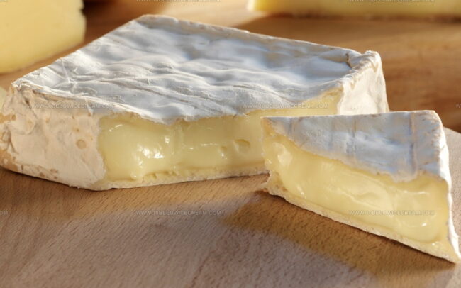 Bath Soft Cheese Semi-Soft Cheese With Biscuity Rind