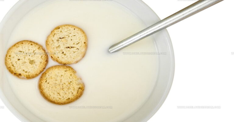 31 Scrumptious Sweet Soup Recipes For All Tastes