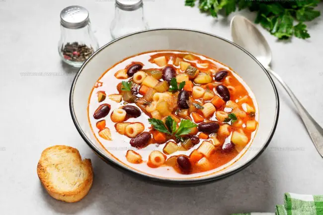 Bean Stew (Fizolova Minestra)
