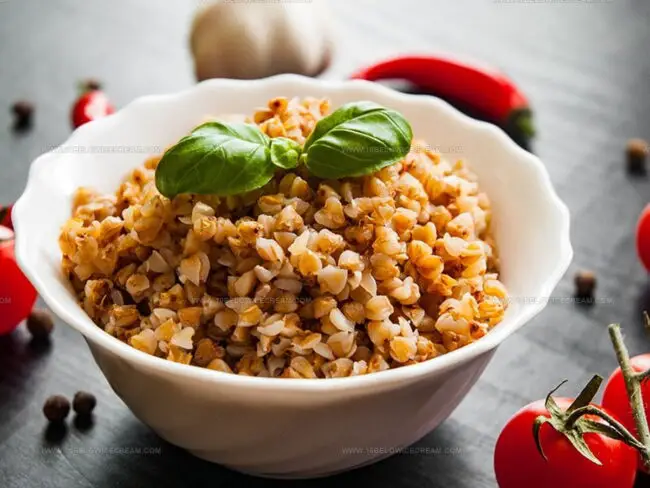 How Much Liquid Should Be Used To Cook Buckwheat?