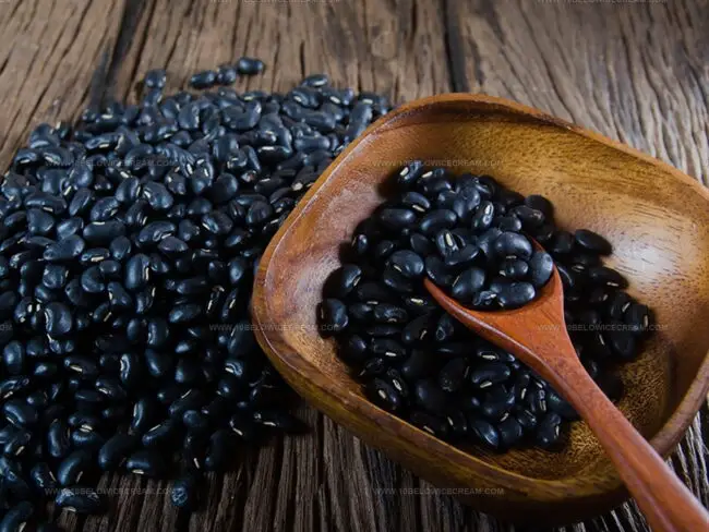 What Are The Healthy Features Of Black Beans?