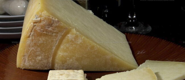 Beacon Fell Traditional Lancashire Cheese